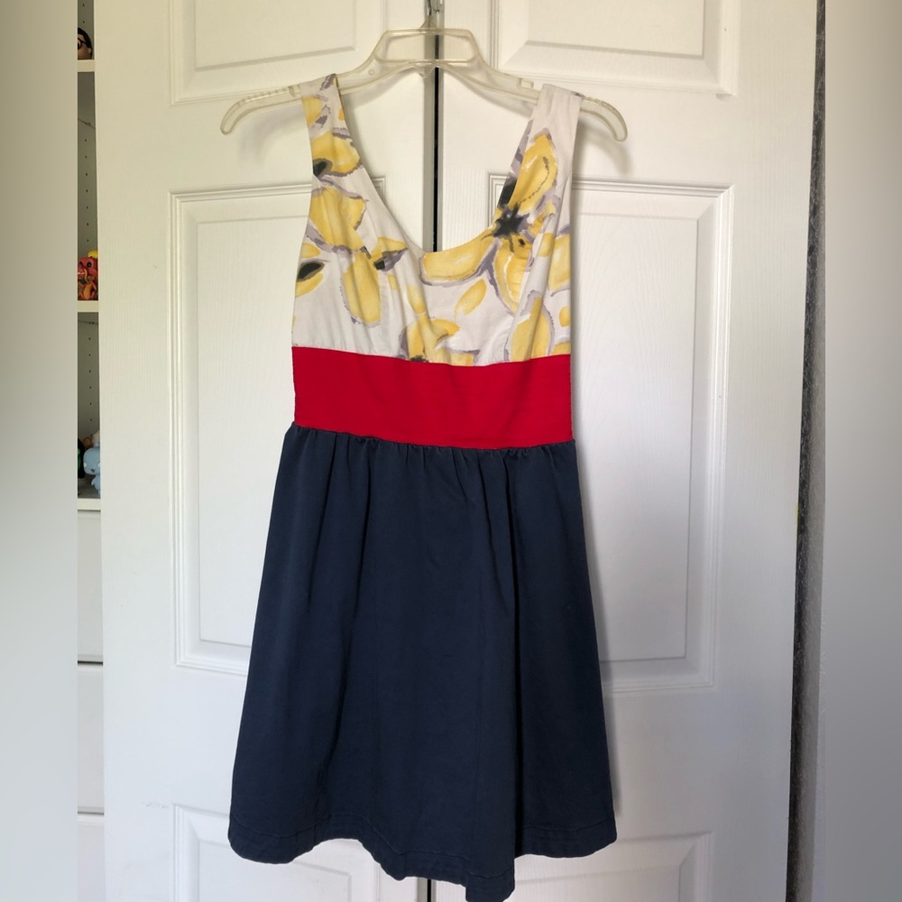 Fun spring dress.